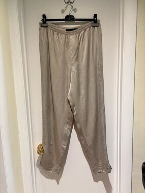 100% Silk Loose Fit Pants Size Medium